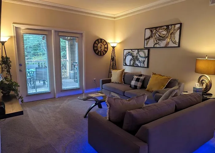 Stay And Play - Sleeps 7 \